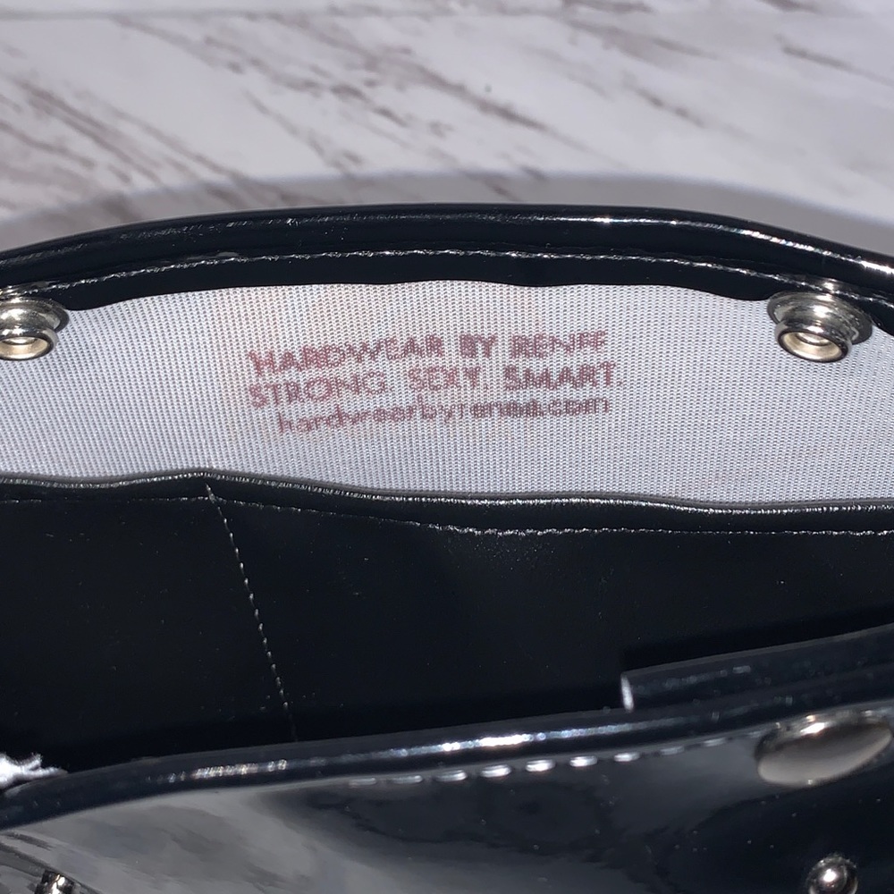 Hardware by Renee black patent shoulder bag - Picture 3 of 5